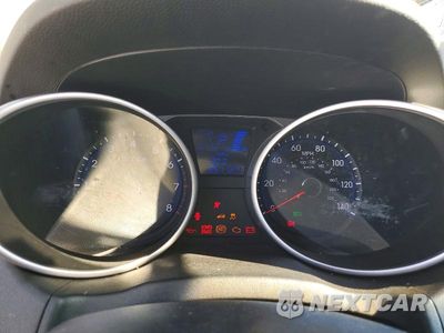 Zdjęcie 9 z 14 samochodu: 2014 HYUNDAI TUCSON LIMITED VIN:KM8JU3AG0EU909177 - miniatura