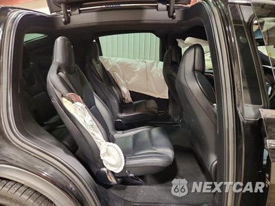 Zdjęcie 11 z 14 samochodu: 2019 TESLA MODEL X VIN:5YJXCBE44KF185705 - miniatura