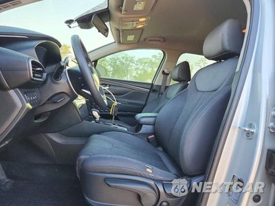 Zdjęcie 7 z 13 samochodu: 2019 HYUNDAI SANTA FE SE VIN:5NMS23ADXKH094963 - miniatura