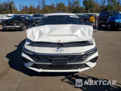 Piąte zdjęcie samochodu w środku: 2025 HYUNDAI ELANTRA HYBRID SEL SPORT VIN:KMHLM4DJ6SU179857 - miniatura