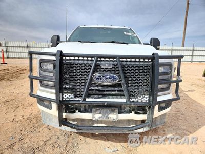 Piąte zdjęcie samochodu w środku: 2023 FORD F250 SUPER DUTY VIN:1FT8W2BA9PEE01708 - miniatura