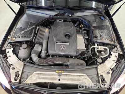 Zdjęcie 11 z 12 samochodu: 2017 MERCEDES-BENZ C 300 4MATIC VIN:55SWF4KB1HU211959 - miniatura