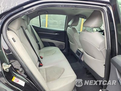 Zdjęcie 10 z 12 samochodu: 2018 TOYOTA CAMRY SE VIN:4T1B11HK0JU628339 - miniatura