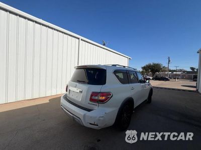 Czwarte zdjęcie samochodu z boku: 2017 NISSAN ARMADA PLATINUM VIN:JN8AY2ND7H9007897 - miniatura