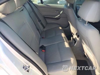 Zdjęcie 10 z 12 samochodu: 2006 BMW 325 I AUTOMATIC VIN:WBAVB17586NK36735 - miniatura