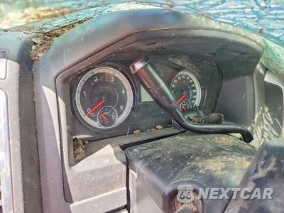 Zdjęcie 9 z 12 samochodu: 2016 RAM 2500 SLT VIN:3C6UR5JL2GG101289 - miniatura