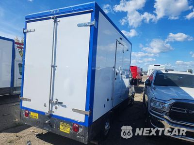Trzecie zdjęcie samochodu z tyłu: 2023 FORD TRANSIT REFRIGERATED BOX TRUCK VIN:1FDBW7ZG9PKA20144 - miniatura