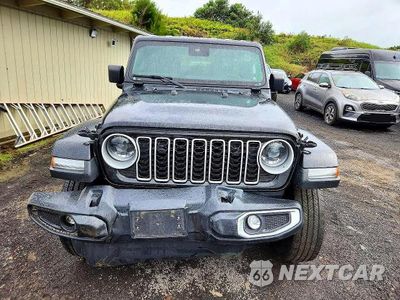 Piąte zdjęcie samochodu w środku: 2025 JEEP WRANGLER SAHARA VIN:1C4PJXENXSW500823 - miniatura