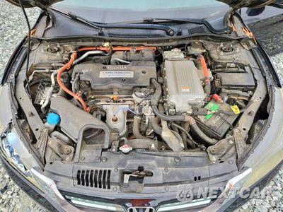 Zdjęcie 11 z 12 samochodu: 2015 HONDA ACCORD HYBRID EXL VIN:1HGCR6F51FA006502 - miniatura