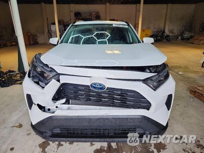 Piąte zdjęcie samochodu w środku: 2024 TOYOTA RAV4 HYBRID XLE VIN:4T3RWRFV3RU147385 - miniatura