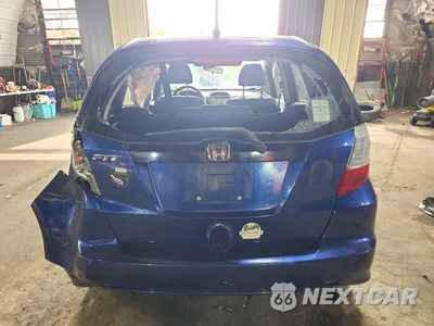 Zdjęcie 6 z 12 samochodu: 2013 HONDA FIT VIN:JHMGE8H38DC055697 - miniatura