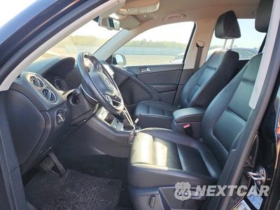 Zdjęcie 7 z 12 samochodu: 2016 VOLKSWAGEN TIGUAN S VIN:WVGAV7AX9GW569586 - miniatura