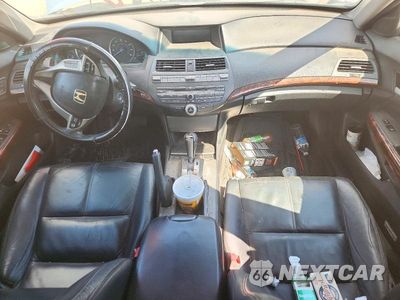 Zdjęcie 8 z 12 samochodu: 2010 HONDA ACCORD CROSSTOUR EXL VIN:5J6TF1H58AL002784 - miniatura