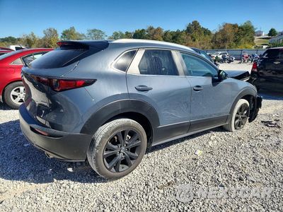 Trzecie zdjęcie samochodu z tyłu: 2024 MAZDA CX-30 PREFERRED VIN:3MVDMBCM8RM661848 - miniatura