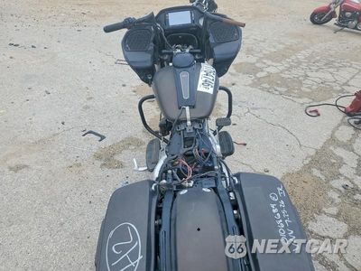 Zdjęcie 6 z 8 samochodu: 2015 HARLEY-DAVIDSON FLTRX ROAD GLIDE VIN:1HD1KHM14FB627795 - miniatura