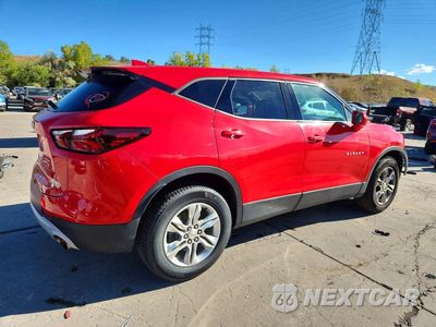 Trzecie zdjęcie samochodu z tyłu: 2020 CHEVROLET BLAZER 2LT VIN:3GNKBHR43LS662067 - miniatura