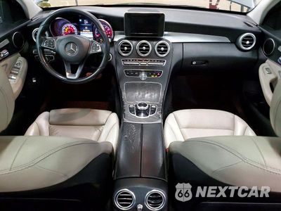 Zdjęcie 8 z 12 samochodu: 2017 MERCEDES-BENZ C 300 4MATIC VIN:55SWF4KB9HU224300 - miniatura