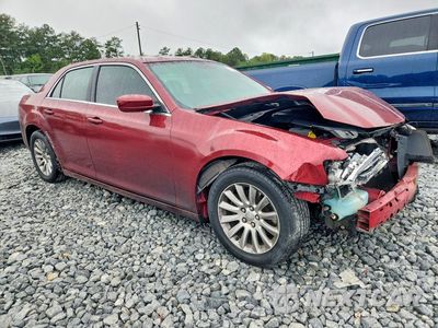 Czwarte zdjęcie samochodu z boku: 2014 CHRYSLER 300 VIN:2C3CCAAG2EH127958 - miniatura