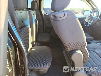 Zdjęcie 10 z 12 samochodu: 2009 NISSAN FRONTIER SE V6 VIN:1N6AD06W29C405046 - miniatura