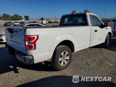 Trzecie zdjęcie samochodu z tyłu: 2019 FORD F150 XL VIN:1FTMF1CB4KKE70929 - miniatura