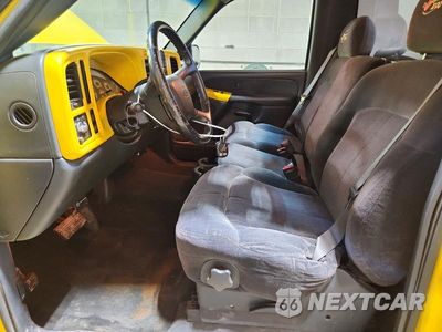 Zdjęcie 7 z 12 samochodu: 2001 CHEVROLET SILVERADO C1500 VIN:1GCEC14V41Z290863 - miniatura