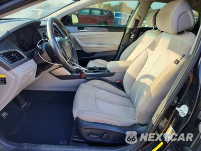 Zdjęcie 7 z 12 samochodu: 2017 HYUNDAI SONATA PLUG-IN HYBRID VIN:KMHE14L28HA065476 - miniatura