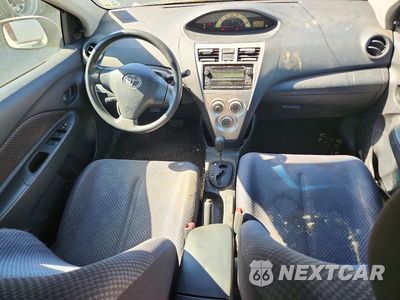 Zdjęcie 8 z 12 samochodu: 2008 TOYOTA YARIS BASE VIN:JTDBT923381262998 - miniatura