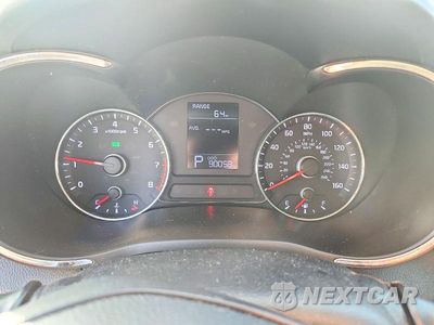 Zdjęcie 9 z 12 samochodu: 2014 KIA FORTE LX VIN:KNAFX4A61E5189734 - miniatura