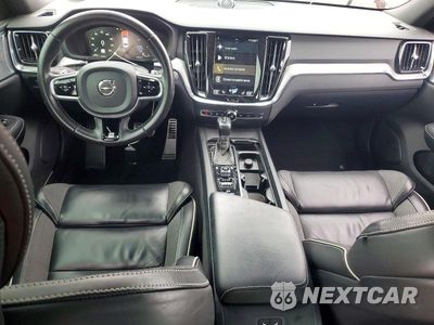 Zdjęcie 8 z 13 samochodu: 2019 VOLVO S60 T6 R-DESIGN VIN:7JRA22TM9KG002768 - miniatura