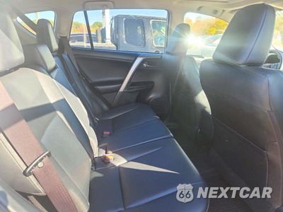 Zdjęcie 11 z 13 samochodu: 2016 TOYOTA RAV4 LIMITED VIN:JTMDFREV2GJ073917 - miniatura