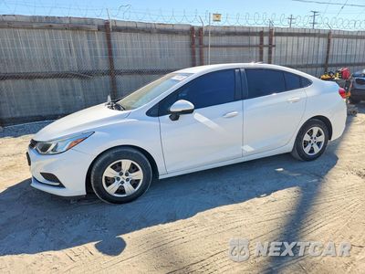 2018 CHEVROLET CRUZE LS 1G1BC5SM9J7240095 - główne zdjęcie licytacji z USA - miniatura