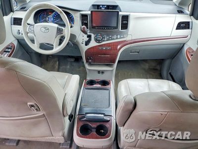 Zdjęcie 8 z 14 samochodu: 2014 TOYOTA SIENNA XLE 7-PASSENGER VIN:5TDDK3DC8ES089497 - miniatura