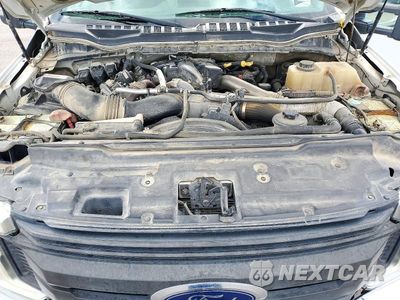 Zdjęcie 11 z 12 samochodu: 2017 FORD F550 SUPER DUTY VIN:1FDUF5GT0HEE06660 - miniatura