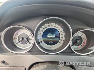 Zdjęcie 9 z 13 samochodu: 2014 MERCEDES-BENZ C 300 4MATIC VIN:WDDGF8AB2ER312356 - miniatura