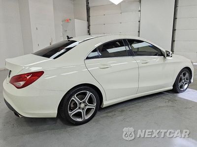 Trzecie zdjęcie samochodu z tyłu: 2014 MERCEDES-BENZ CLA 250 VIN:WDDSJ4EB9EN042920 - miniatura
