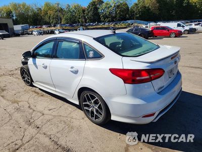 Drugie zdjęcie samochodu z przodu: 2016 FORD FOCUS SE VIN:1FADP3F28GL240337 - miniatura