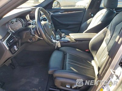 Zdjęcie 7 z 13 samochodu: 2019 BMW 530XE VIN:WBAJB1C50KB377055 - miniatura