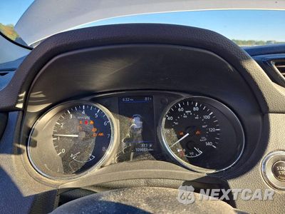 Zdjęcie 9 z 13 samochodu: 2019 NISSAN ROGUE SL VIN:5N1AT2MV4KC722727 - miniatura
