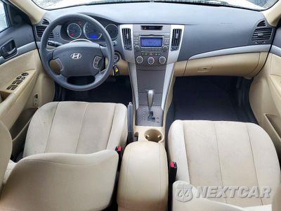 Zdjęcie 8 z 12 samochodu: 2010 HYUNDAI SONATA GLS VIN:5NPET4AC4AH650760 - miniatura
