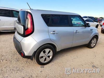 Trzecie zdjęcie samochodu z tyłu: 2016 KIA SOUL BASE VIN:KNDJN2A29G7852222 - miniatura