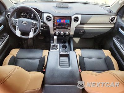 Zdjęcie 8 z 12 samochodu: 2019 TOYOTA TUNDRA CREWMAX SR5 VIN:5TFEM5F1XKX142891 - miniatura