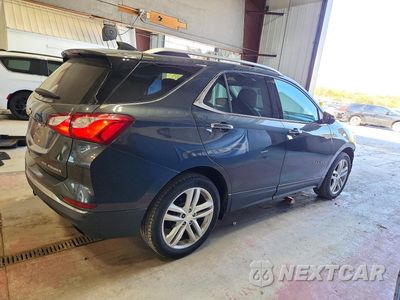 Trzecie zdjęcie samochodu z tyłu: 2020 CHEVROLET EQUINOX PREMIER VIN:3GNAXYEX7LS518275 - miniatura