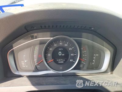 Zdjęcie 9 z 12 samochodu: 2018 VOLVO S60 DYNAMIC VIN:YV126MFL5J2455572 - miniatura