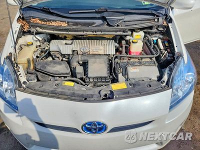 Zdjęcie 11 z 12 samochodu: 2010 TOYOTA PRIUS III VIN:JTDKN3DU6A0087171 - miniatura