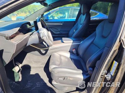 Zdjęcie 7 z 12 samochodu: 2024 TESLA MODEL X VIN:7SAXCDE55PF426198 - miniatura