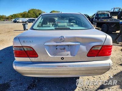 Zdjęcie 6 z 12 samochodu: 2002 MERCEDES-BENZ E 320 VIN:WDBJF65J92B480309 - miniatura