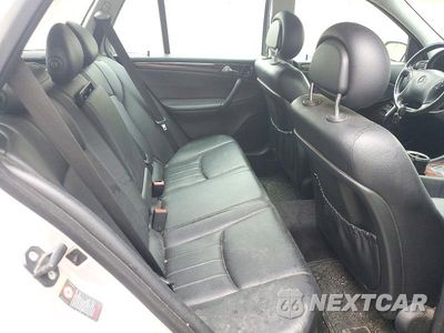 Zdjęcie 10 z 12 samochodu: 2005 MERCEDES-BENZ C 240 SPORTWAGON 4MATIC VIN:WDBRH81J35F654922 - miniatura