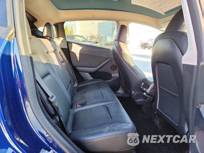 Zdjęcie 11 z 14 samochodu: 2023 TESLA MODEL Y VIN:7SAYGDEE8PF937655 - miniatura