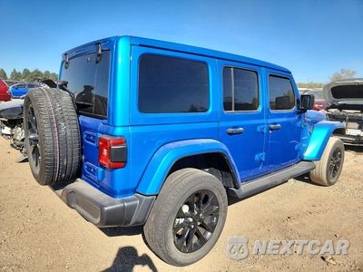 Trzecie zdjęcie samochodu z tyłu: 2021 JEEP WRANGLER UNLIMITED SAHARA 4XE VIN:1C4JJXP63MW868226 - miniatura