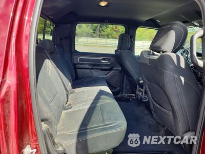 Zdjęcie 10 z 12 samochodu: 2021 RAM 1500 BIG HORN/LONE STAR VIN:1C6SRFFT0MN813941 - miniatura